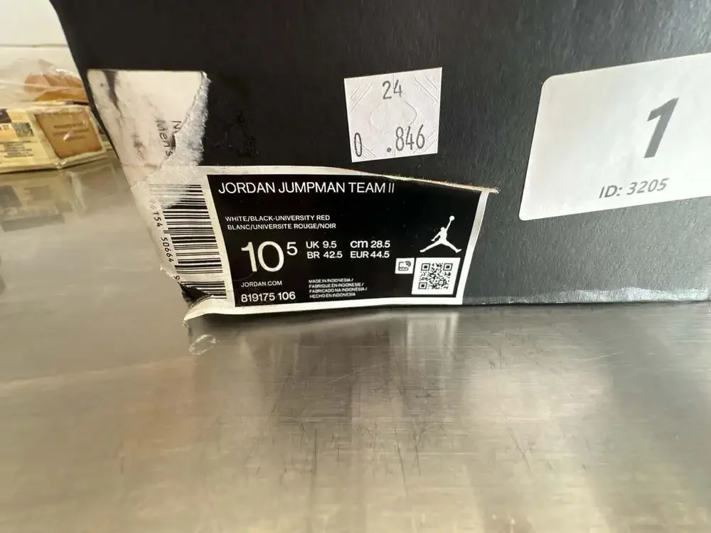 Jordan Jumpman Team II White/Black-University Red Sneakers